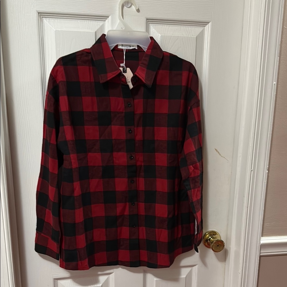 Berryou Clothing Co men’s plaid button down shirt; size: Small